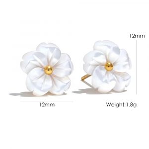 Aretes María